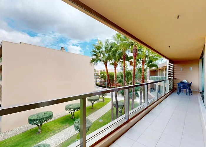 Herdade Dos Salgados, T2 12c 2a, Lagoas Apartment *